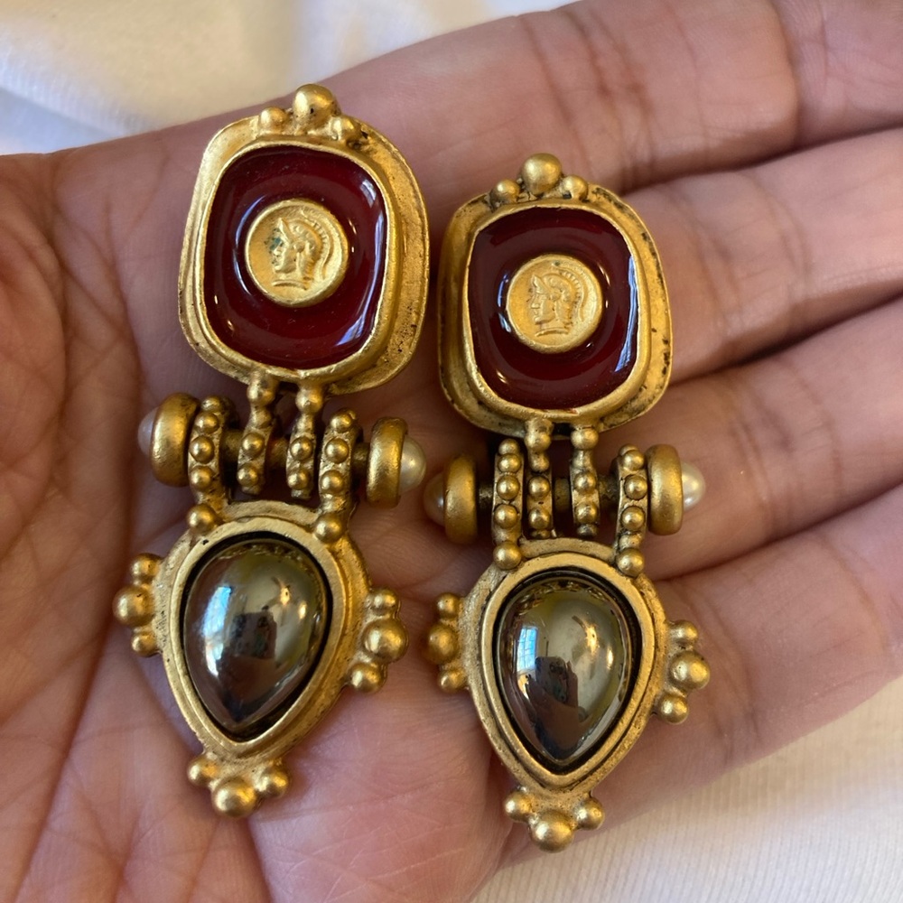 Etruscan Inspired Clip Earrings Faux Coin Neo Classical Vintage Intaglio Cameo - Picture 3 of 9